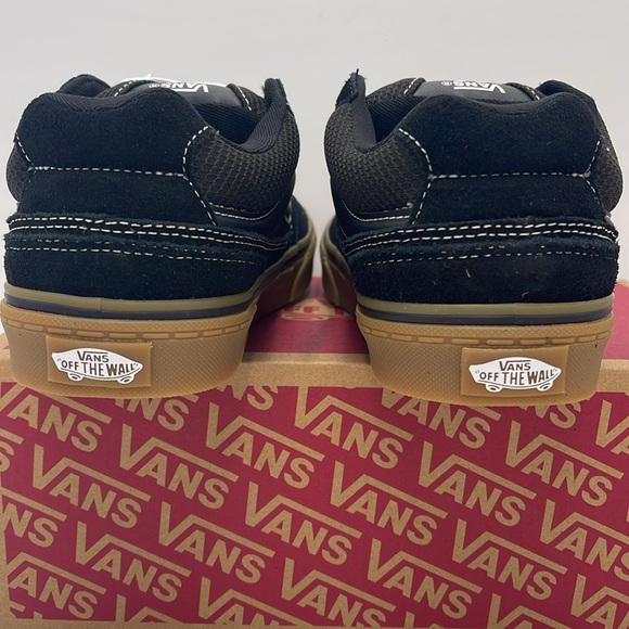 Vans Men’s Caldrone Suede Mesh Black/Gum
VN0A5JM2B9M Sneakers - Picture 14 of 16